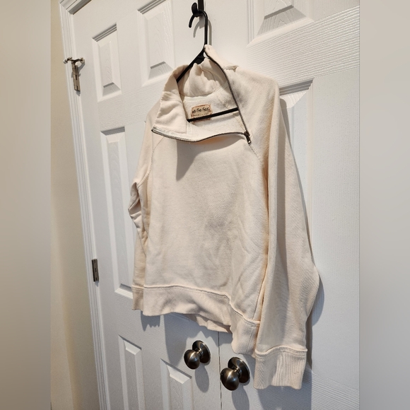 We the Free - Picture 6 of 9